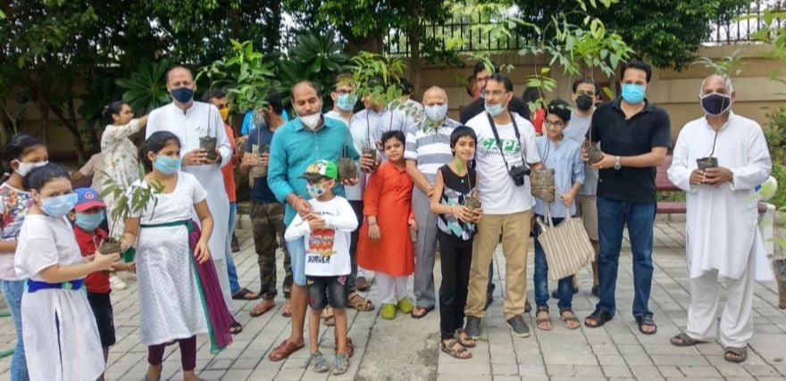 Tree plantation drive to commemorate I Day